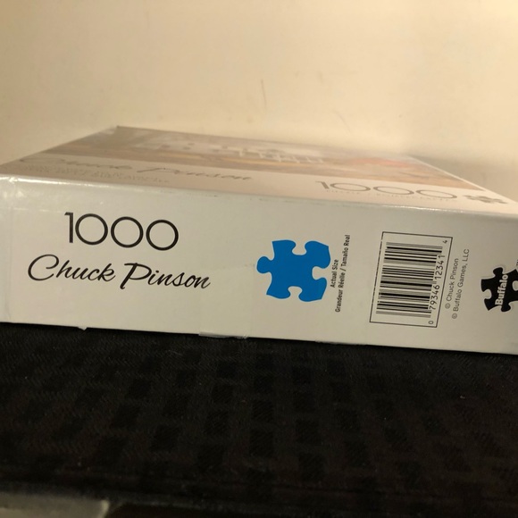 Buffalo David Bitton Chuck Pinson Puzzle - Red and White - Picture 3 of 5